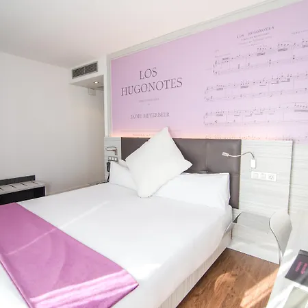 Petit Palace Boqueria Garden Hotel 4*