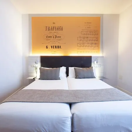 Petit Palace Boqueria Garden Hotel 4*