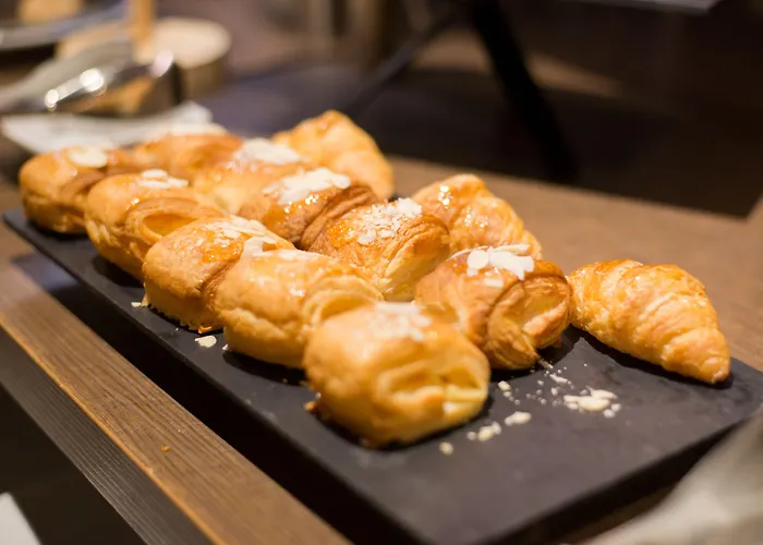Petit Palace Boqueria Garden Hotel 4*
