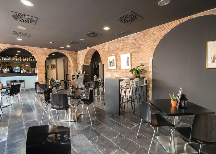 Petit Palace Boqueria Garden Hotel 4*
